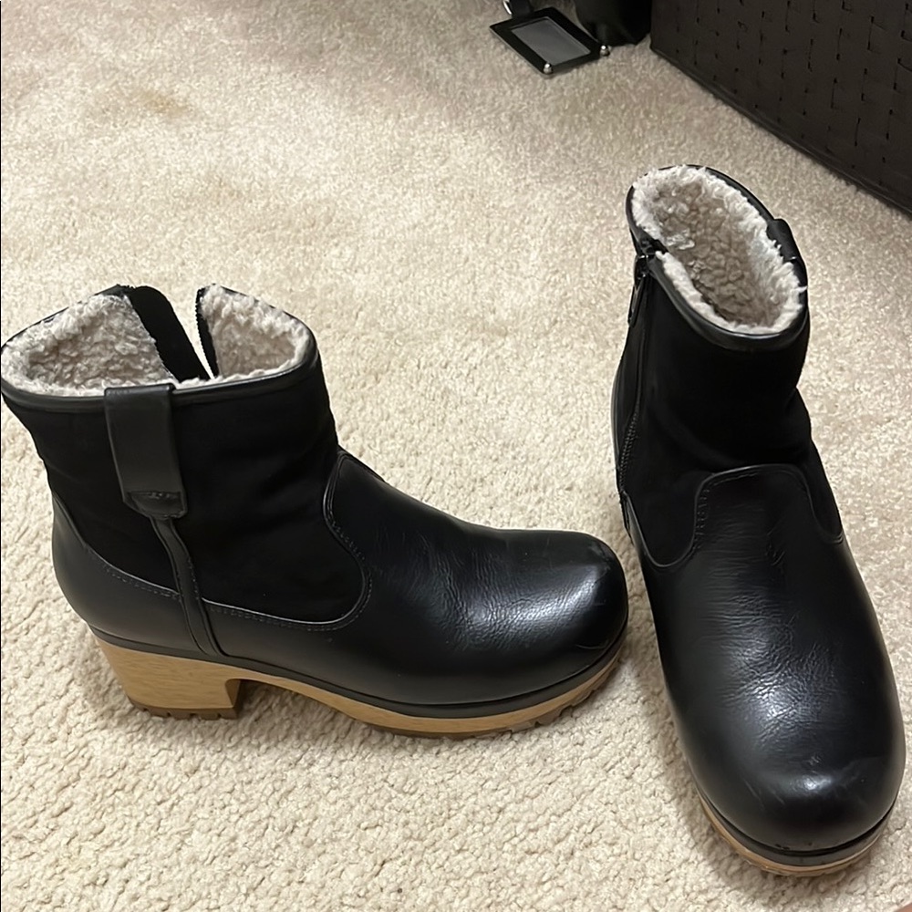 Universal Thread Black Winter Boots with Tan Heel
